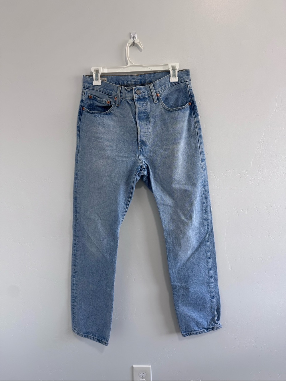 Levi's Light Blue Women's Straight Leg Jeans 501 28